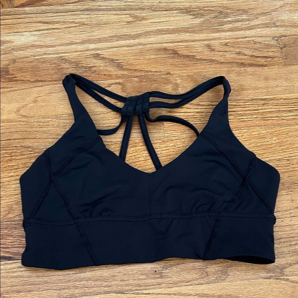Lululemon size 8 black strappy bra